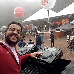 DJ Dennis 5 horas de eventos
